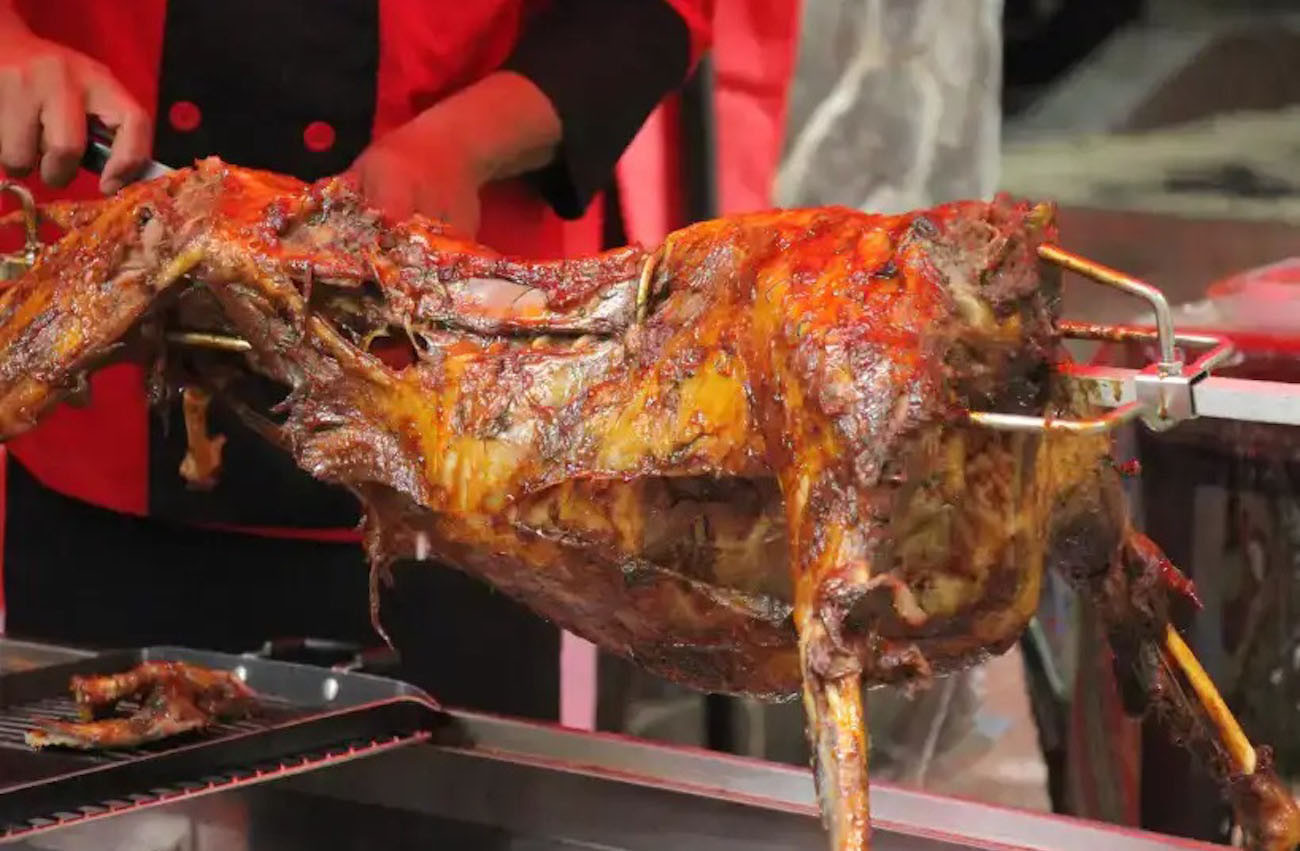 Catering Kambing Guling Manado Spesial Siap Saji Cepat