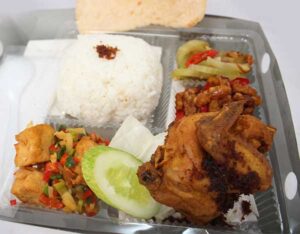 Di Jamin Terlezat Nasi Kotak Untuk Ibadah Pemuda Di Manado