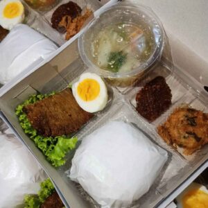 Produsen Nasi Kotak Box Halal Catering di Manado