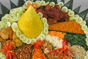 Paket Hemat Catering Nasi Tumpeng Di Manado