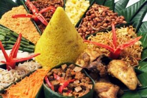 Layanan Catering Nasi Tumpeng Terenak Di Manado Untuk Syukuran Kuncian Tahun