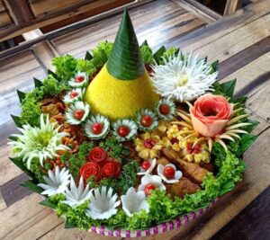Catering Halal Nasi Tumpeng Harga Murah Dia Manado