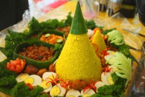 Enak Catering Nasi Tumpeng Di Manado