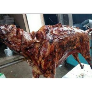 Nikmati KELEZATAN Daging Kambing Guling Halal Manado