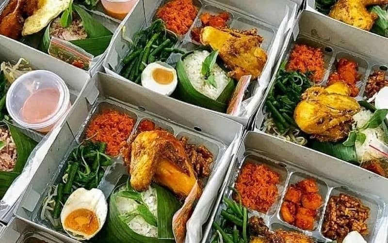 Catering Nasi Kotak Untuk Mahasiswa STIE Petra Manado