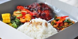 Nasi Kotak / Box Nikmat Di Manado