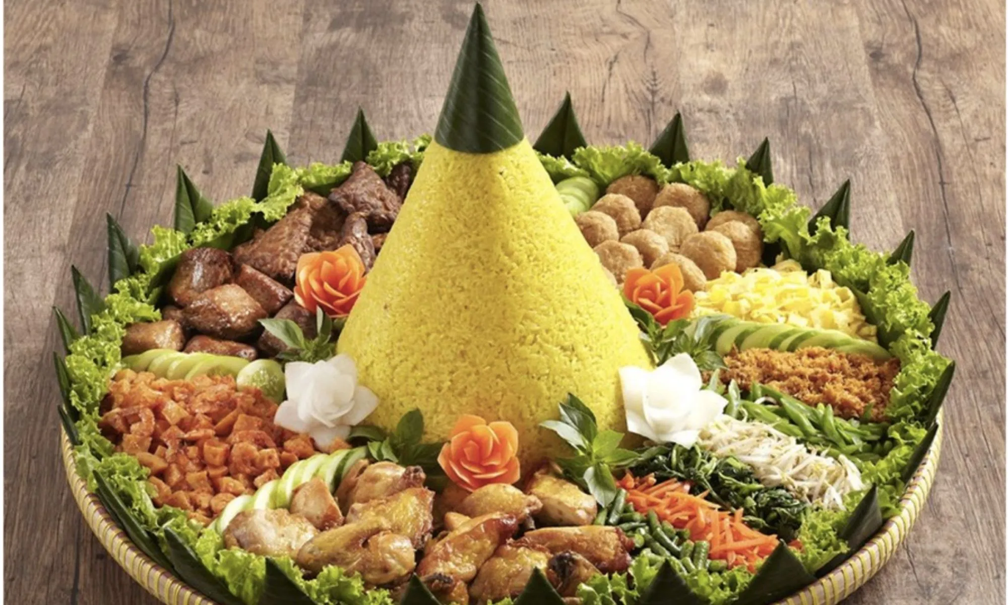 Nasi Tumpeng Enak Halal Buat Acara Aqiqah Di Manado