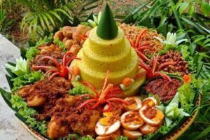 Catering Nasi Tumpeng Nikmat Di Manado